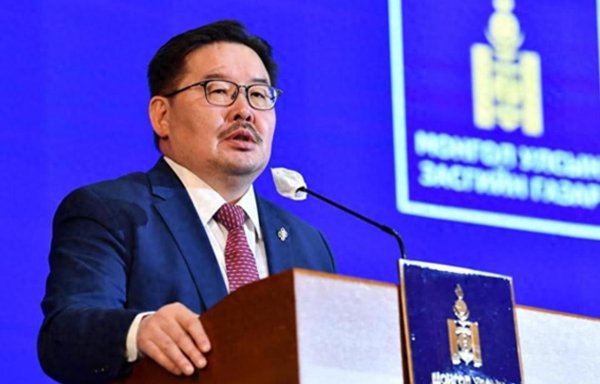 宏源证券 蒙古国改朝换代, 亲华总理一夜被解职, 刚与中俄定的大事怎么办?